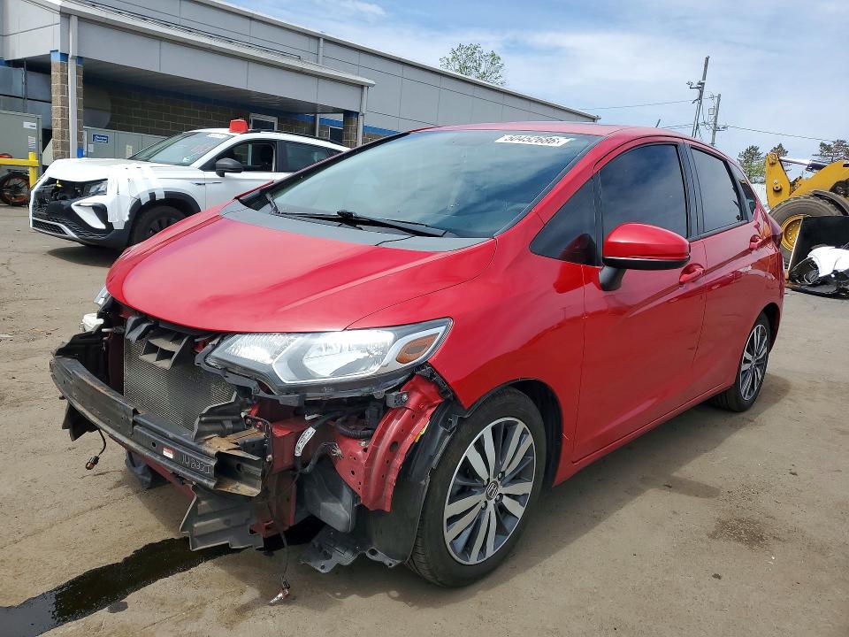 50452686 :رقم المزاد ، 3HGGK5H80FM702875 vin ، 2015 Honda Fit مزاد بيع