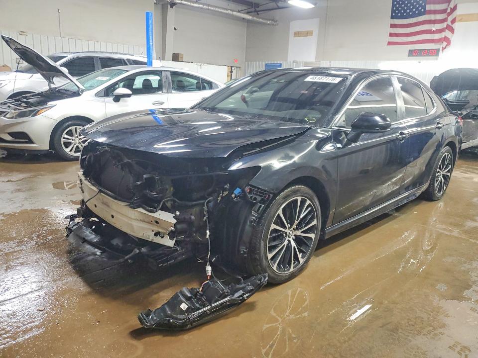 48187176 :رقم المزاد ، JTNB11HK7J3021277 vin ، 2018 Toyota Camry مزاد بيع