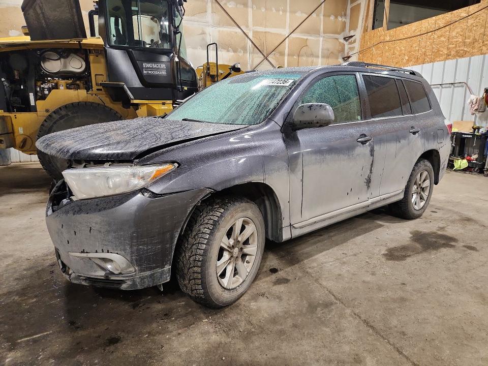 49347236 :رقم المزاد ، 5TDBK3EH9BS092910 vin ، 2011 Toyota Highlander مزاد بيع