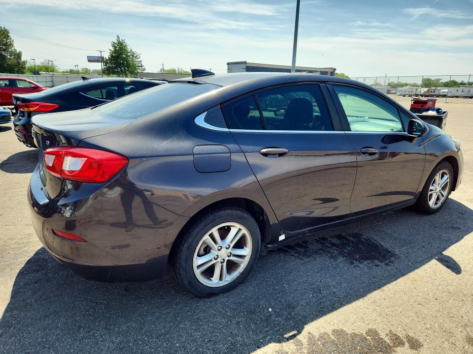 2017 Chevrolet Cruze მანქანა იყიდება აუქციონზე, vin: 1G1BE5SM0H7182155, აუქციონის ნომერი: 50810946