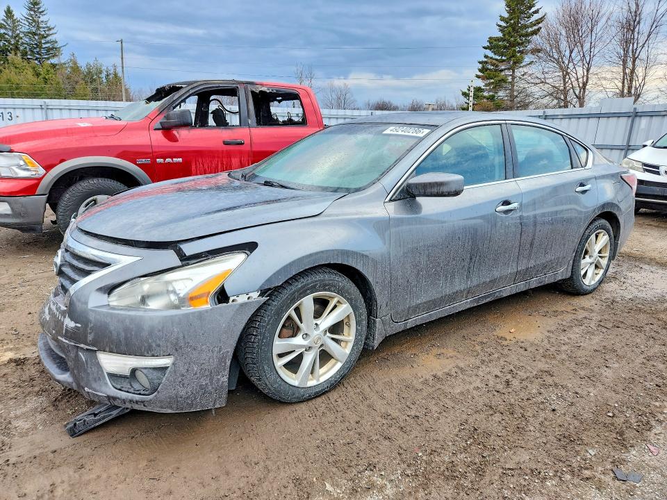49240286 :رقم المزاد ، 1N4AL3AP3EN333429 vin ، 2014 Nissan Altima مزاد بيع