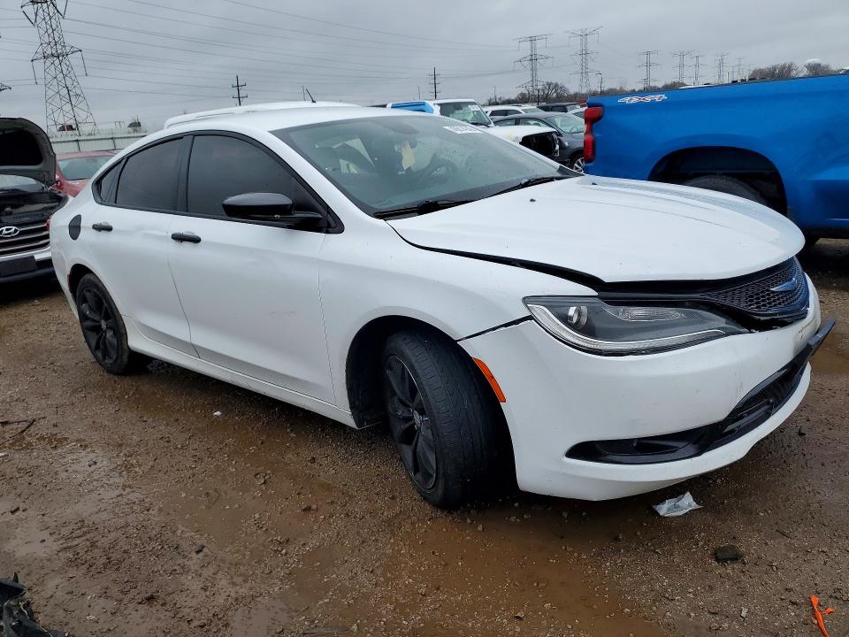 49814246 :رقم المزاد ، 1C3CCCBB7FN621983 vin ، 2015 Chrysler 200 مزاد بيع