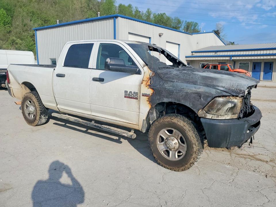 Aukcja sprzedaży 2014 Ram 2500, vin: 3C6UR5CJ7EG272189, numer aukcji: 49758756