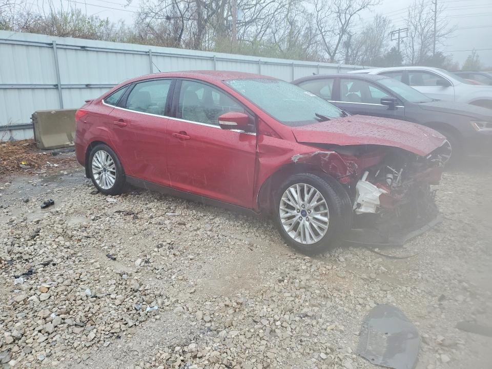 48456506 :رقم المزاد ، 1FADP3J28FL313860 vin ، 2015 Ford Focus مزاد بيع