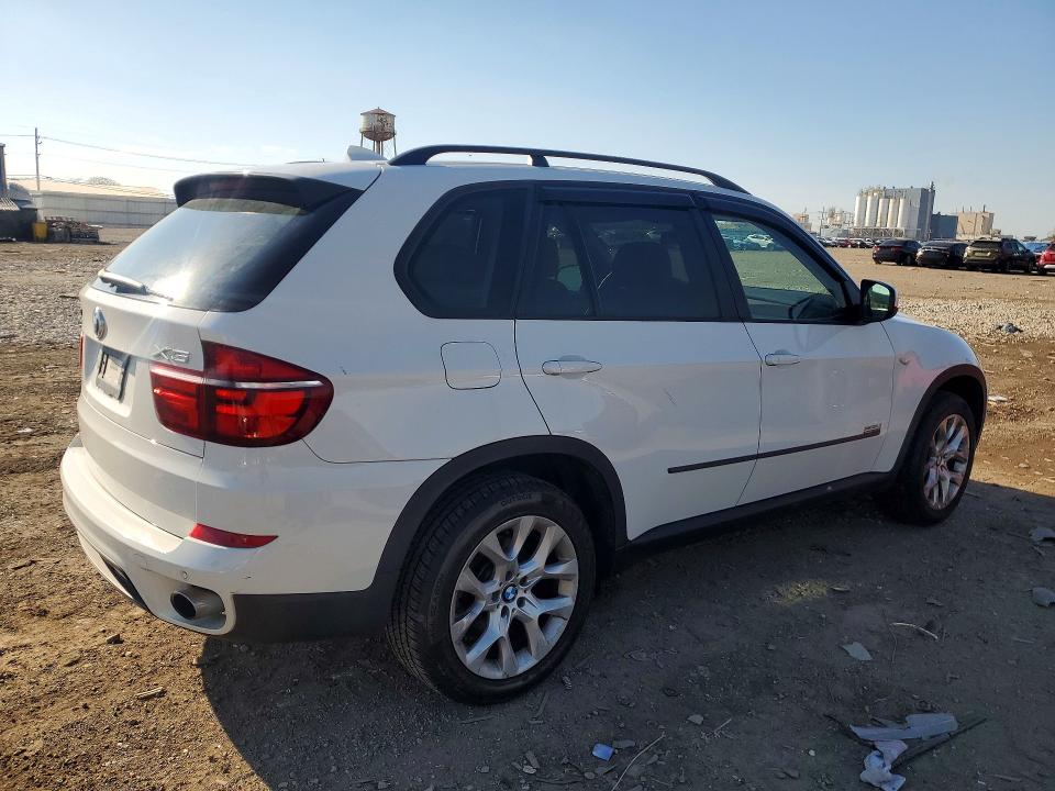 49428086 :رقم المزاد ، 5UXZV4C5XBL406164 vin ، 2011 Bmw X5 مزاد بيع