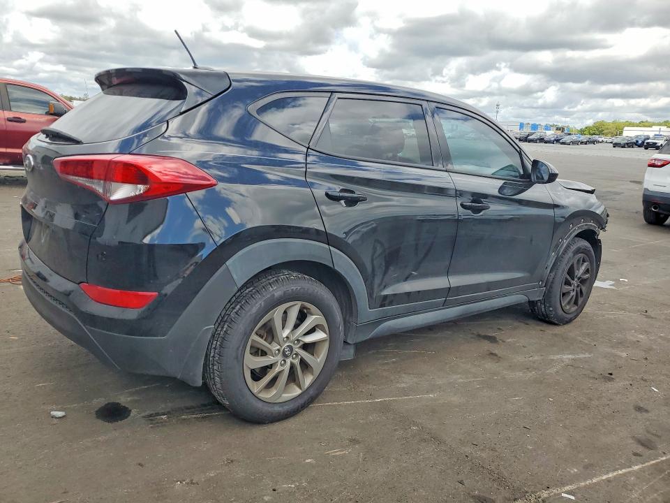 Aukcja sprzedaży 2017 Hyundai Tucson, vin: KM8J23A4XHU555734, numer aukcji: 50975356
