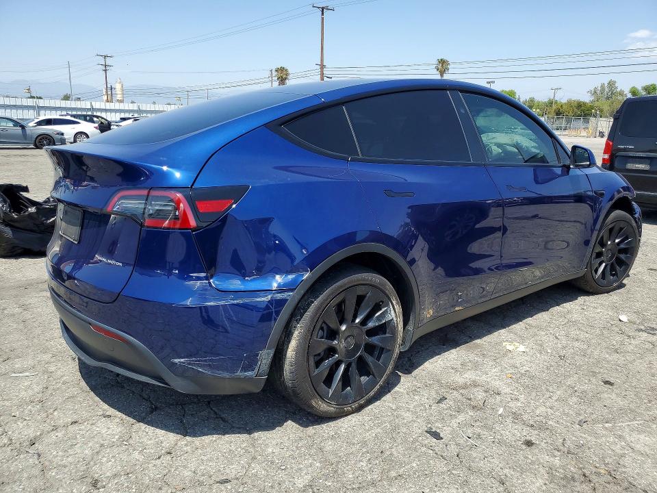 Продажа на аукционе авто 2024 Tesla Model Y, vin: 7SAYGDEE9RF025927, номер лота: 51626166