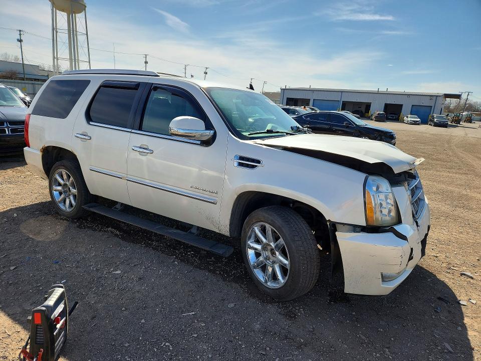49183396 :رقم المزاد ، 1GYS4DEF5BR133136 vin ، 2011 Cadillac Escalade مزاد بيع