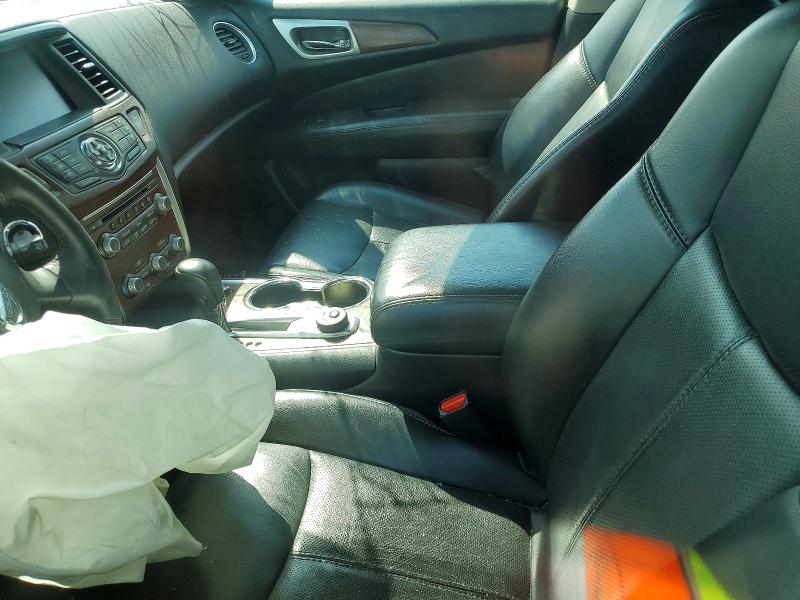 49728256 :رقم المزاد ، 5N1DR2MM1KC616769 vin ، 2019 Nissan Pathfinder مزاد بيع