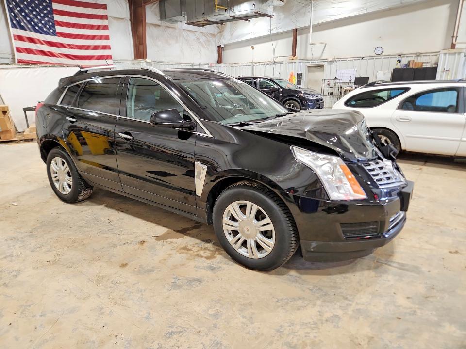 47641586 :رقم المزاد ، 3GYFNEE39FS630297 vin ، 2015 Cadillac Srx مزاد بيع