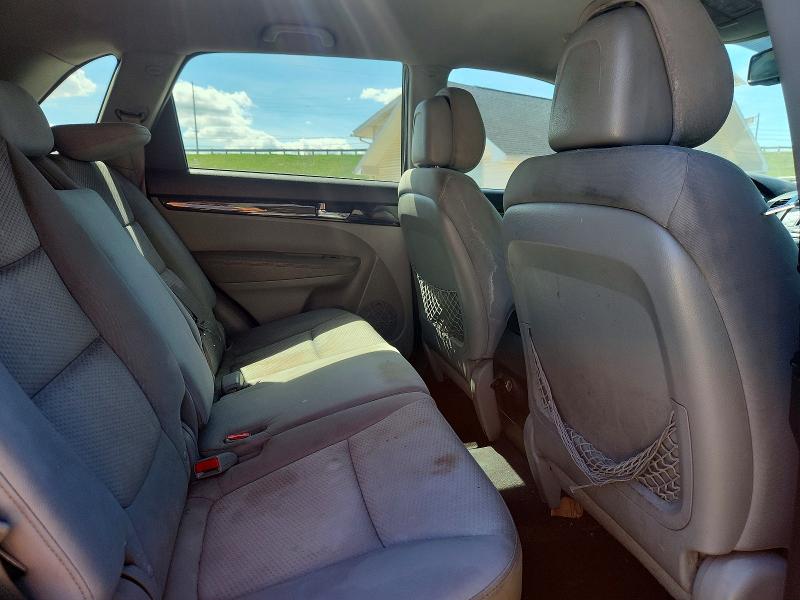 2011 Kia Sorento მანქანა იყიდება აუქციონზე, vin: 5XYKT4A1XBG174637, აუქციონის ნომერი: 50573396