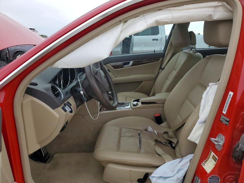 2013 Mercedes-benz C მანქანა იყიდება აუქციონზე, vin: WDDGF4HB0DR256544, აუქციონის ნომერი: 50431896