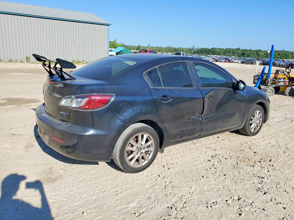 50136166 :رقم المزاد ، JM1BL1U76D1808074 vin ، 2013 Mazda 3 مزاد بيع