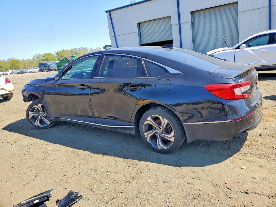 50849846 :رقم المزاد ، 1HGCV1F65JA029829 vin ، 2018 Honda Accord مزاد بيع