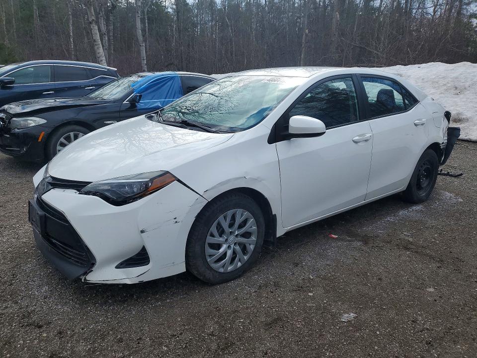 48664126 :رقم المزاد ، 2T1BURHE9JC024502 vin ، 2018 Toyota Corolla مزاد بيع