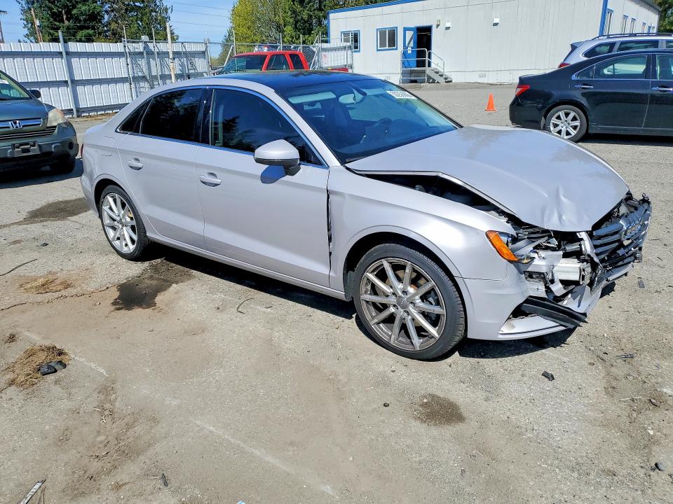 Продажа на аукционе авто 2015 Audi A3, vin: WAUEFGFF2F1114588, номер лота: 50256806