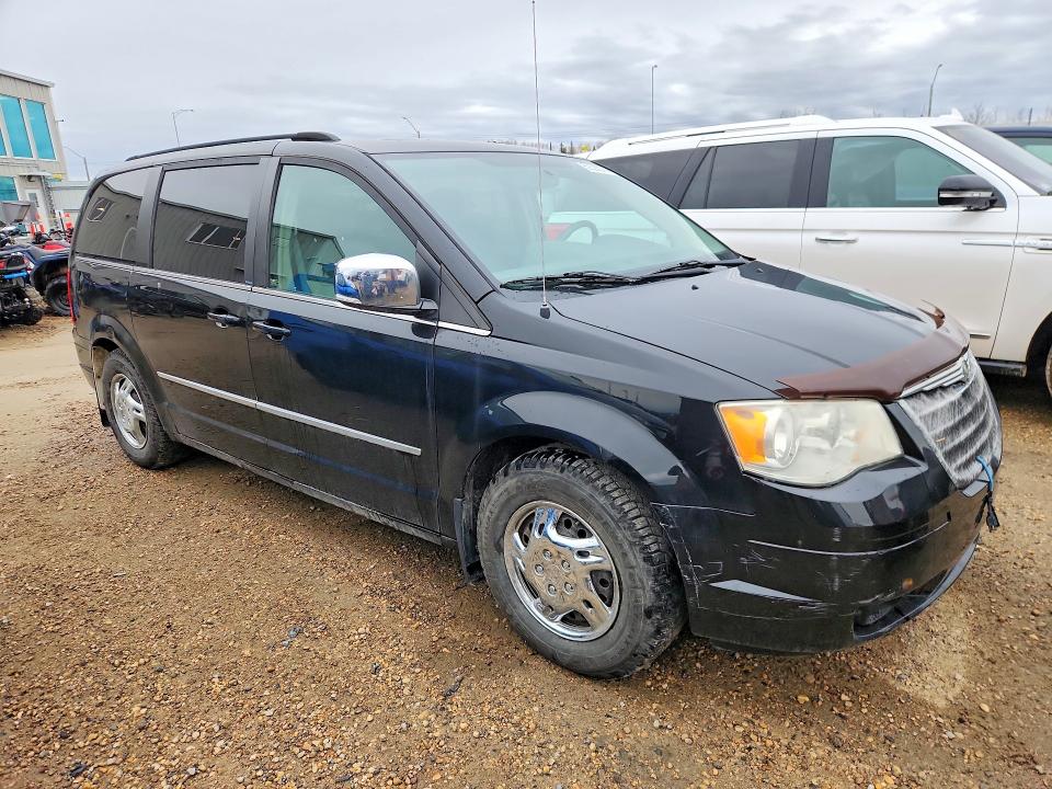 2010 Chrysler Town & Country მანქანა იყიდება აუქციონზე, vin: 2A4RR5DX7AR126441, აუქციონის ნომერი: 50528276