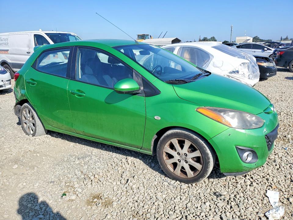 51886906 :رقم المزاد ، JM1DE1HZ6B0115636 vin ، 2011 Mazda Mazda2 مزاد بيع