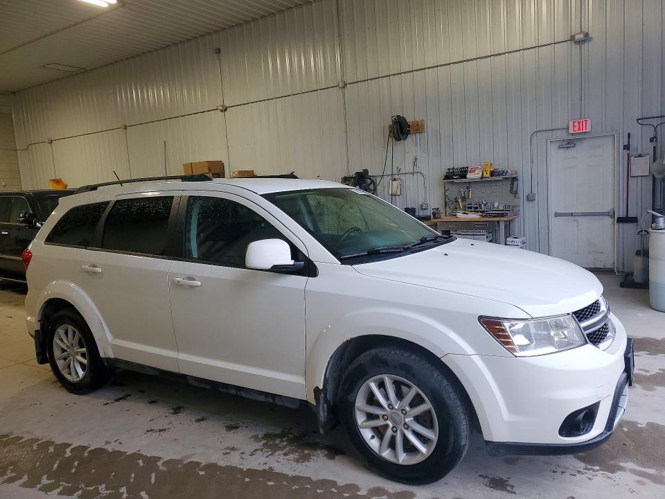 50908806 :رقم المزاد ، 3C4PDDBG4FT538538 vin ، 2015 Dodge Journey مزاد بيع
