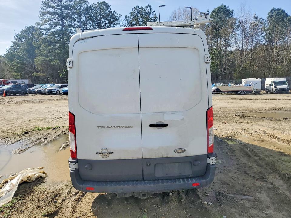 2015 Ford Transit მანქანა იყიდება აუქციონზე, vin: 1FTNR2CV4FKA60956, აუქციონის ნომერი: 49518726
