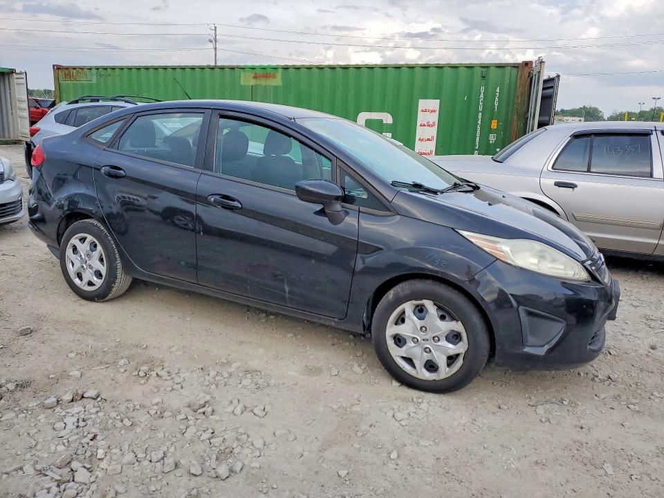 2013 Ford Fiesta მანქანა იყიდება აუქციონზე, vin: 3FADP4AJ8DM175584, აუქციონის ნომერი: 48927826