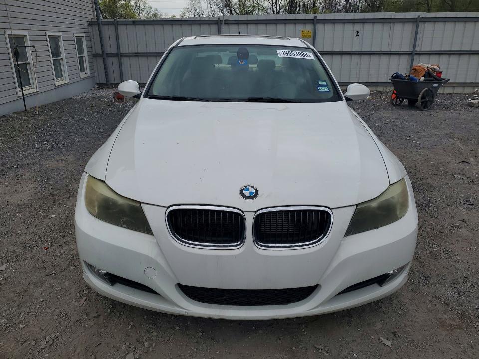 49853986 :رقم المزاد ، WBAPH7G52BNN04585 vin ، 2011 Bmw 328 مزاد بيع