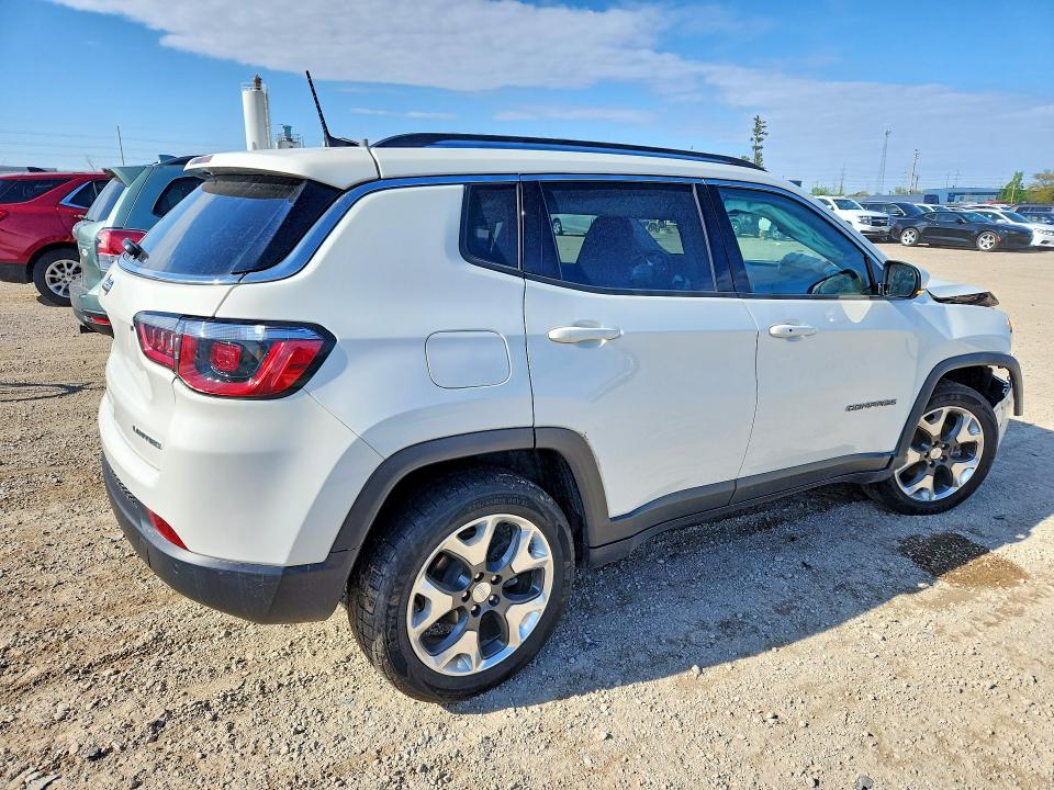 51530526 :رقم المزاد ، 3C4NJDCBXKT618701 vin ، 2019 Jeep Compass مزاد بيع
