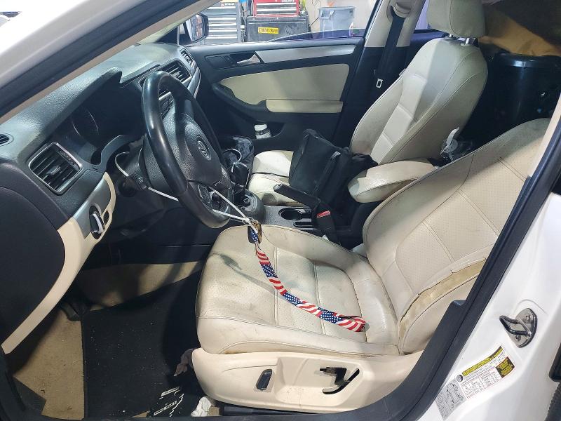 49125886 :رقم المزاد ، 3VWDP7AJ2DM448155 vin ، 2013 Volkswagen Jetta مزاد بيع