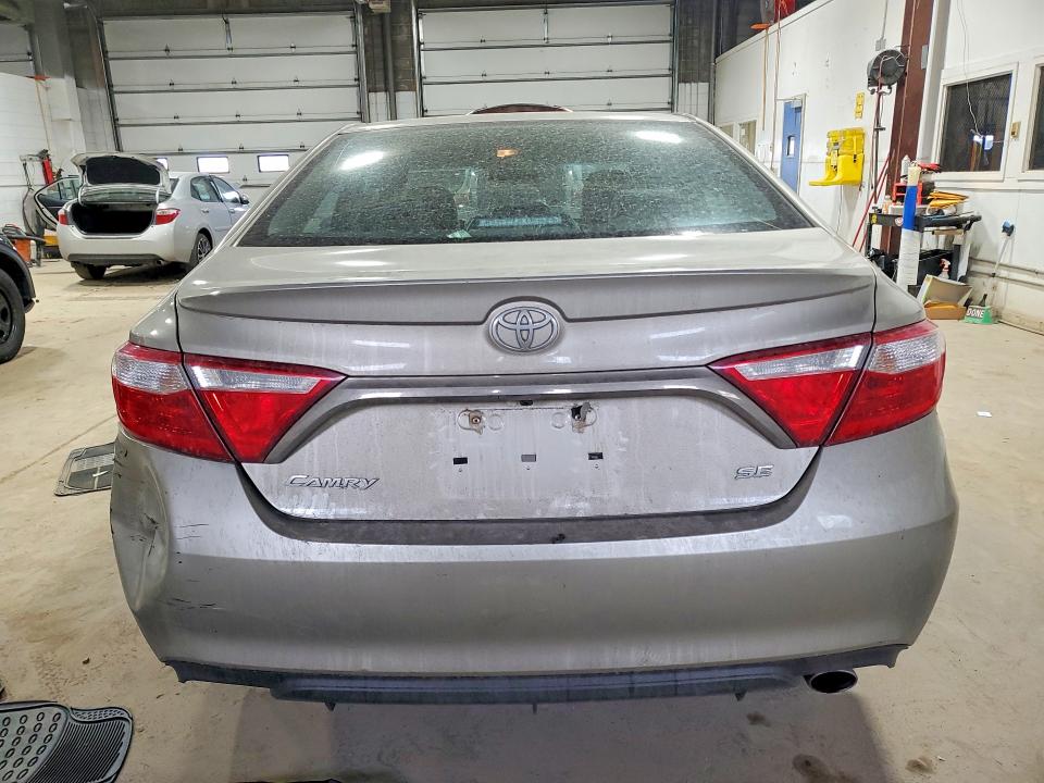 2017 Toyota Camry მანქანა იყიდება აუქციონზე, vin: 4T1BF1FKXHU760877, აუქციონის ნომერი: 48482286