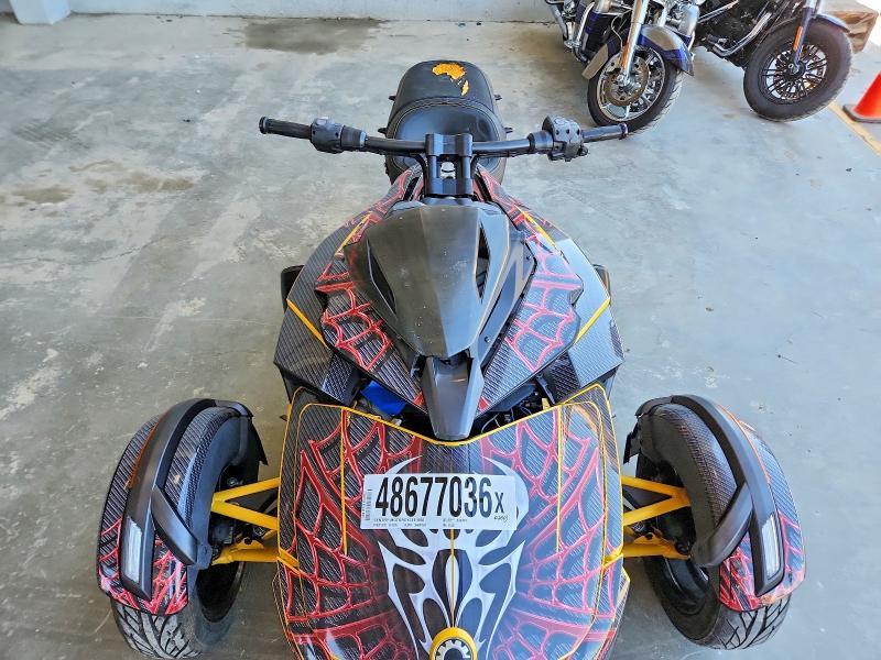 Продажа на аукционе авто 2017 Can-am Spyder Roadster, vin: 2BXRDDD24HV000557, номер лота: 48677036