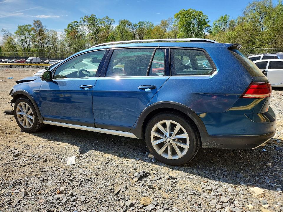 Продажа на аукционе авто 2018 Volkswagen Golf Alltrack, vin: 3VWH17AU6JM768832, номер лота: 50134206