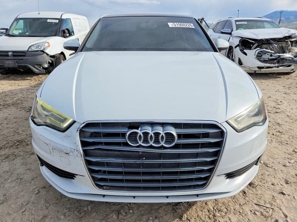 2015 Audi A3 მანქანა იყიდება აუქციონზე, vin: WAUCCGFF7F1032274, აუქციონის ნომერი: 51900226