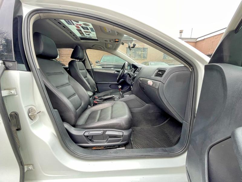 49979746 :رقم المزاد ، 3VWB67AJ5HM364931 vin ، 2017 Volkswagen Jetta مزاد بيع