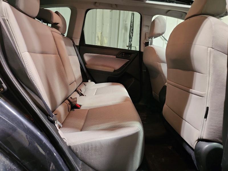 48998086 :رقم المزاد ، JF2SJAGC0JH577837 vin ، 2018 Subaru Forester مزاد بيع