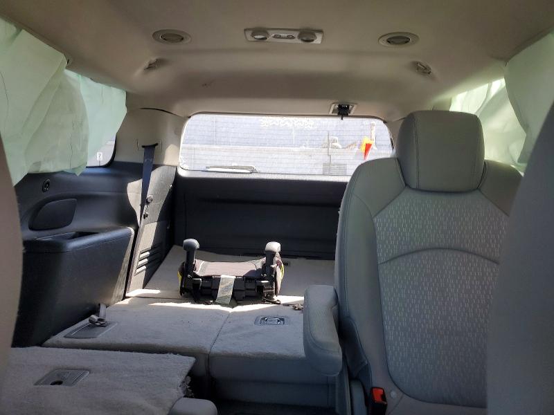 50486986 :رقم المزاد ، 1GKLVLED0AJ145454 vin ، 2010 Gmc Acadia مزاد بيع