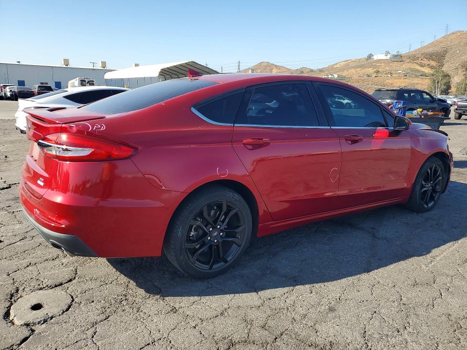 51182866 :رقم المزاد ، 3FA6P0HDXLR132867 vin ، 2020 Ford Fusion مزاد بيع