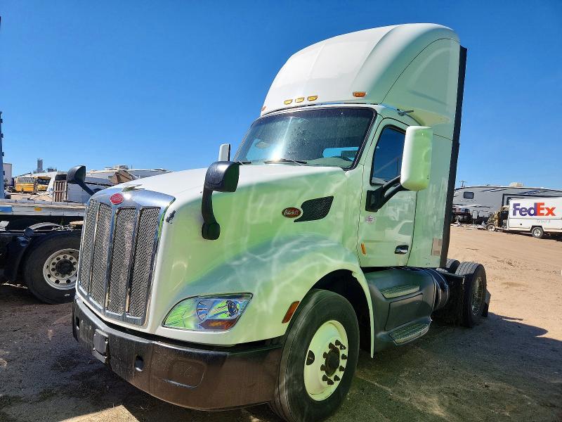 Продажа на аукционе авто 2017 Peterbilt 579, vin: 1XPBA48X9HD428411, номер лота: 46198386