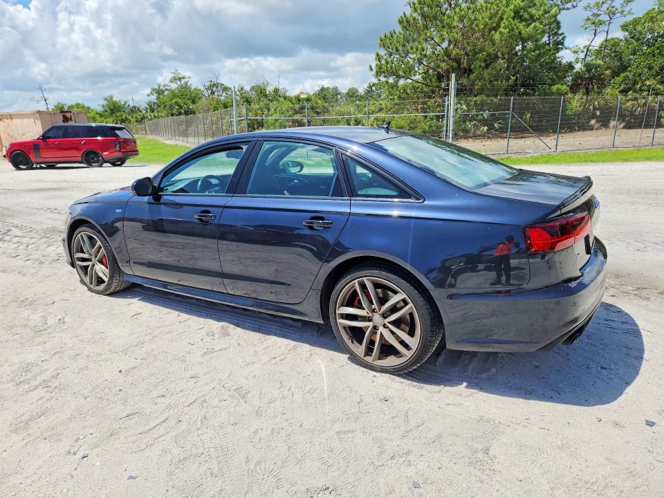 48413706 :رقم المزاد ، WAUFFBFC7JN072501 vin ، 2018 Audi S6 مزاد بيع