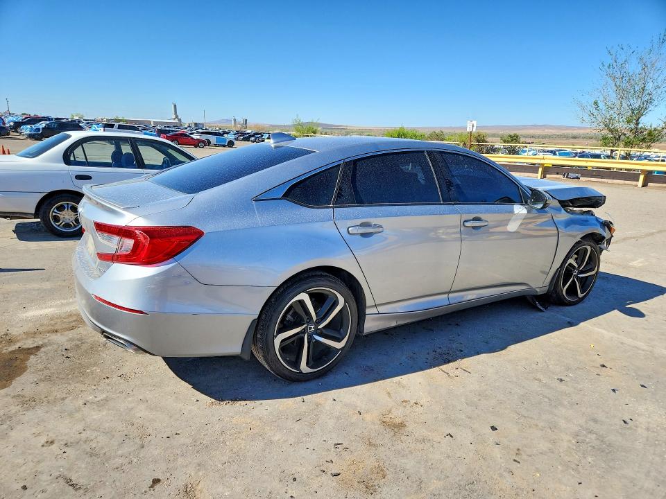 2018 Honda Accord მანქანა იყიდება აუქციონზე, vin: 1HGCV1F3XJA188772, აუქციონის ნომერი: 48337126