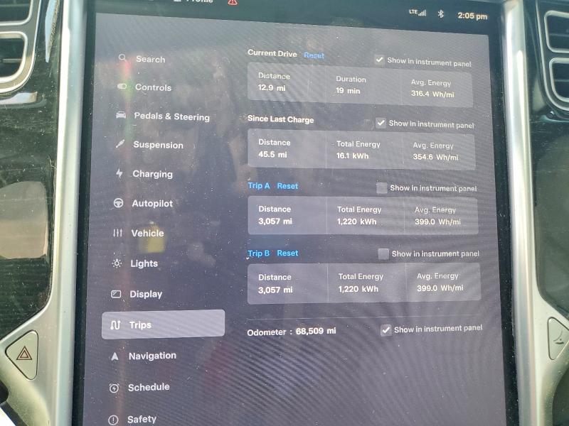 Продажа на аукционе авто 2017 Tesla Model X, vin: 5YJXCDE25HF051269, номер лота: 48912286