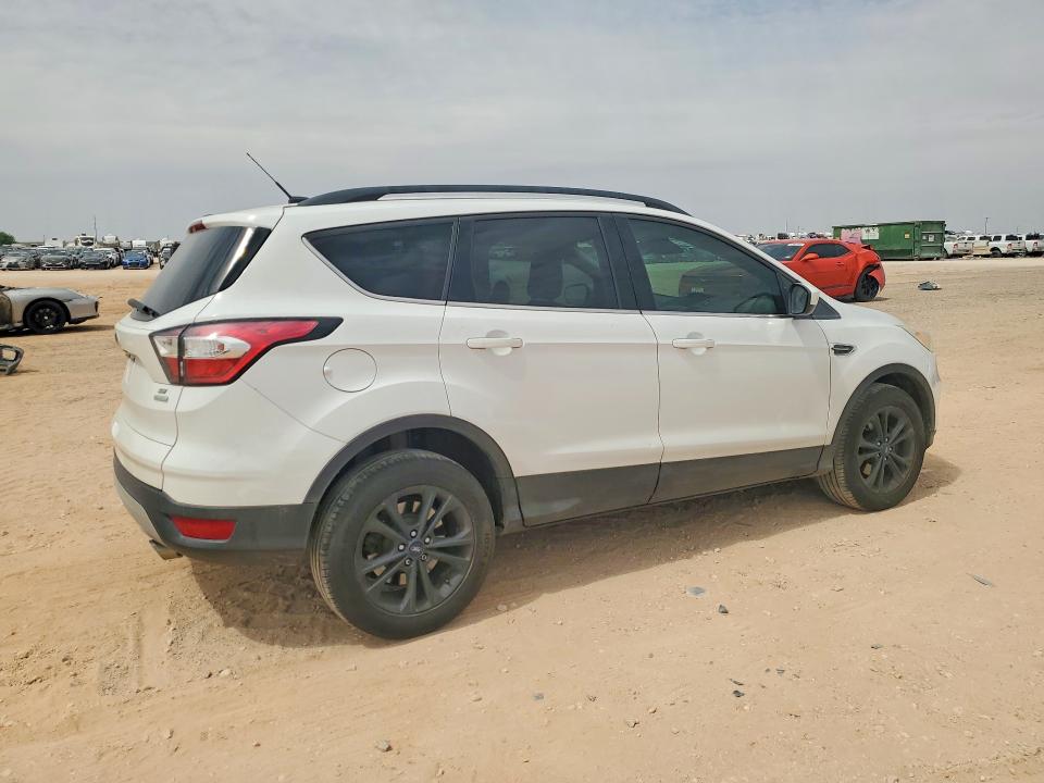 Продаж на аукціоні авто 2018 Ford Escape, vin: 1FMCU0GD7JUB76222, номер лоту: 51612286
