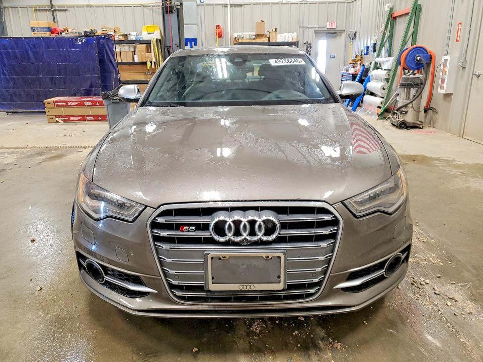 49286846 :رقم المزاد ، WAUJ2BFC2DN103468 vin ، 2013 Audi S6 مزاد بيع