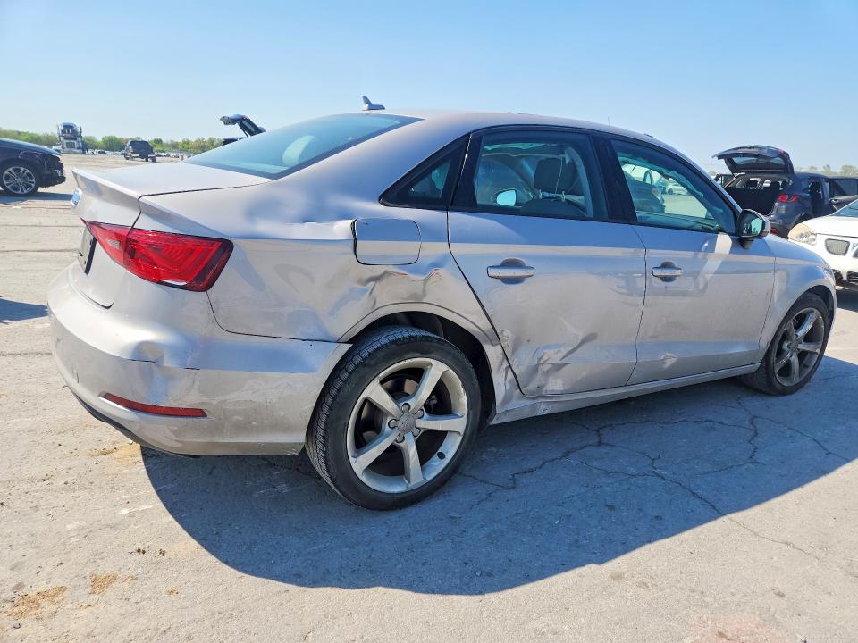 Продаж на аукціоні авто 2015 Audi A3, vin: WAUACGFF6F1103200, номер лоту: 49100496