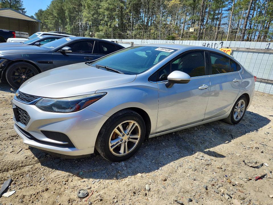2018 Chevrolet Cruze მანქანა იყიდება აუქციონზე, vin: 1G1BE5SM6J7222857, აუქციონის ნომერი: 47691436