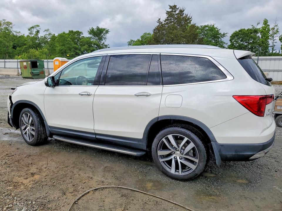 Продаж на аукціоні авто 2018 Honda Pilot, vin: 5FNYF5H95JB008261, номер лоту: 51406696