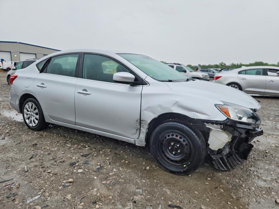 50971906 :رقم المزاد ، 3N1AB7AP7JY244256 vin ، 2018 Nissan Sentra مزاد بيع
