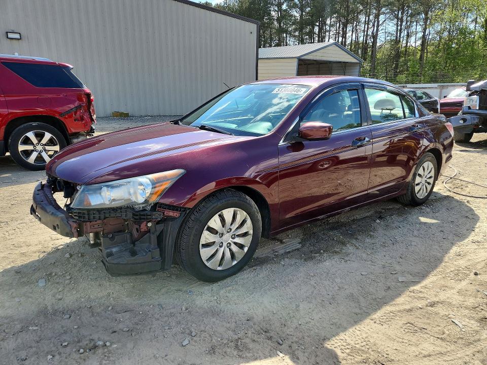 51360846 :رقم المزاد ، 1HGCP2F35BA132711 vin ، 2011 Honda Accord مزاد بيع