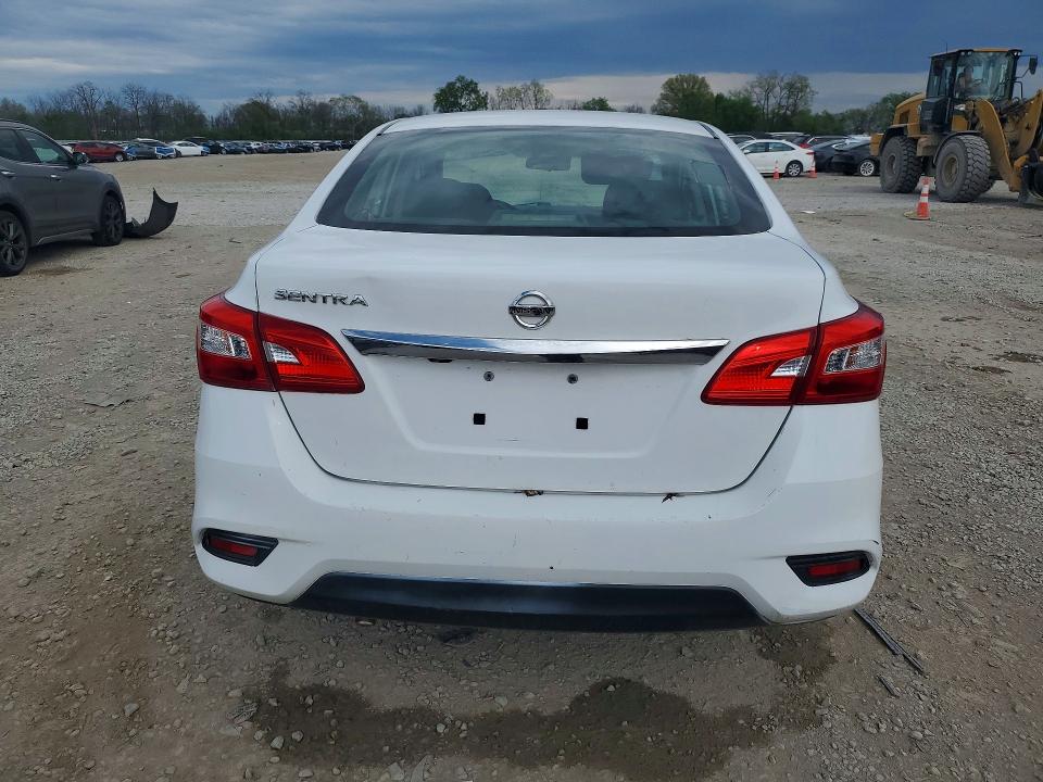 2018 Nissan Sentra მანქანა იყიდება აუქციონზე, vin: 3N1AB7AP1JY307920, აუქციონის ნომერი: 50313686