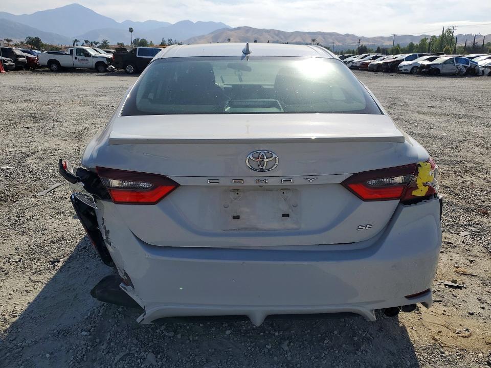 Продаж на аукціоні авто 2023 Toyota Camry, vin: 4T1G11AK2PU116056, номер лоту: 48718406