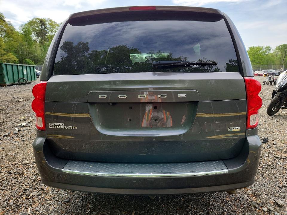 50196996 :رقم المزاد ، 2C4RDGBGXHR740252 vin ، 2017 Dodge Grand Caravan مزاد بيع